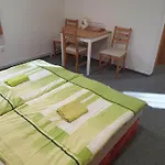 Na Skřivánce * Decin