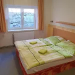 Na Skřivánce *