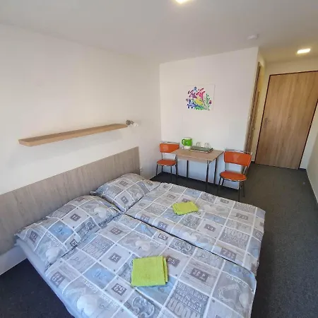 Na Skřivánce Hotel Decin