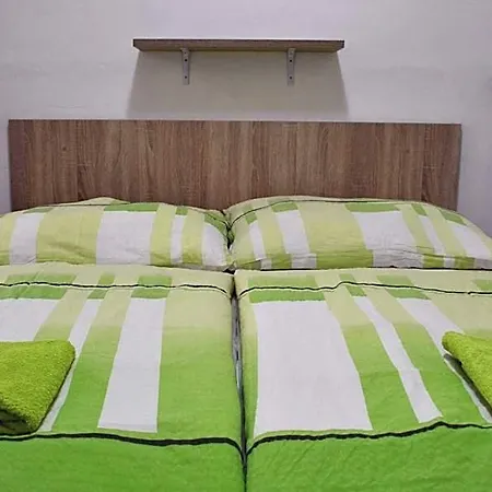 Hotel Na Skrivance