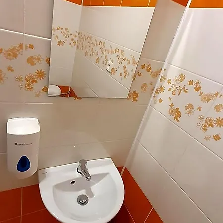 Hotel Na Skrivance