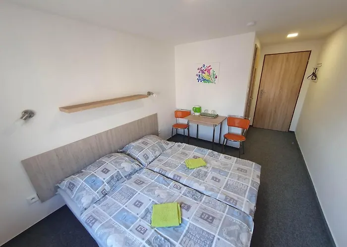 Na Skřivánce Hotel Decin