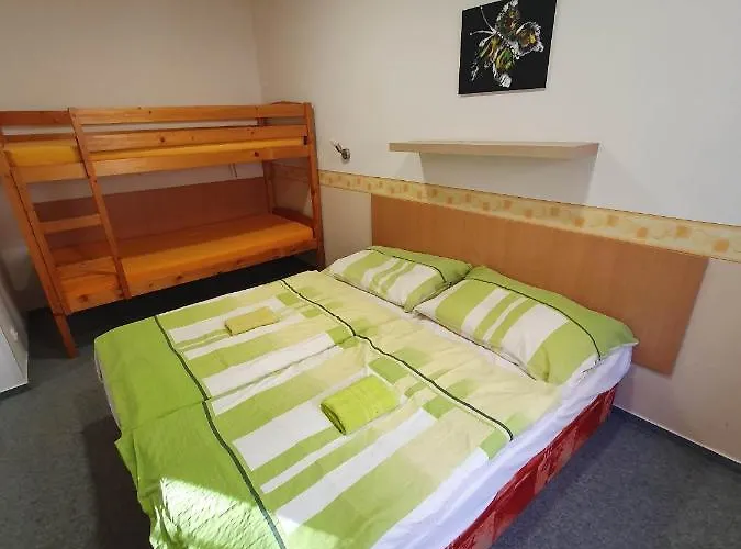 Na Skřivánce Hotel Decin